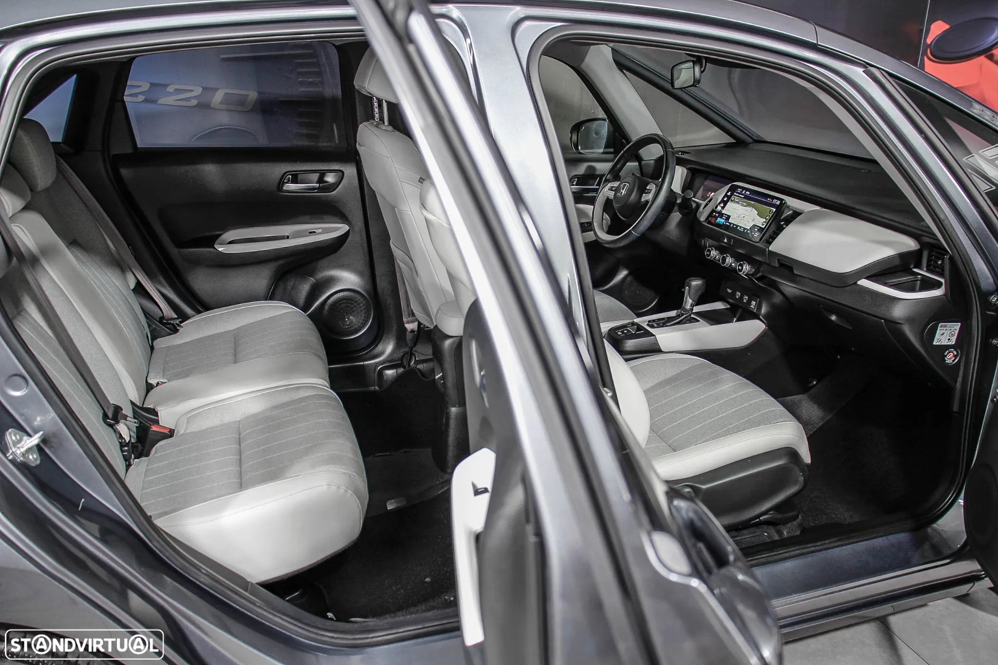 Honda Jazz 1.5 i-MMD Executive - 16