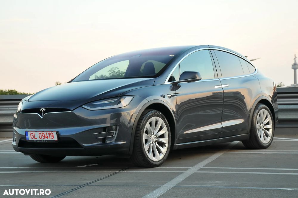 TESLA Model X 2018 — imagine 9