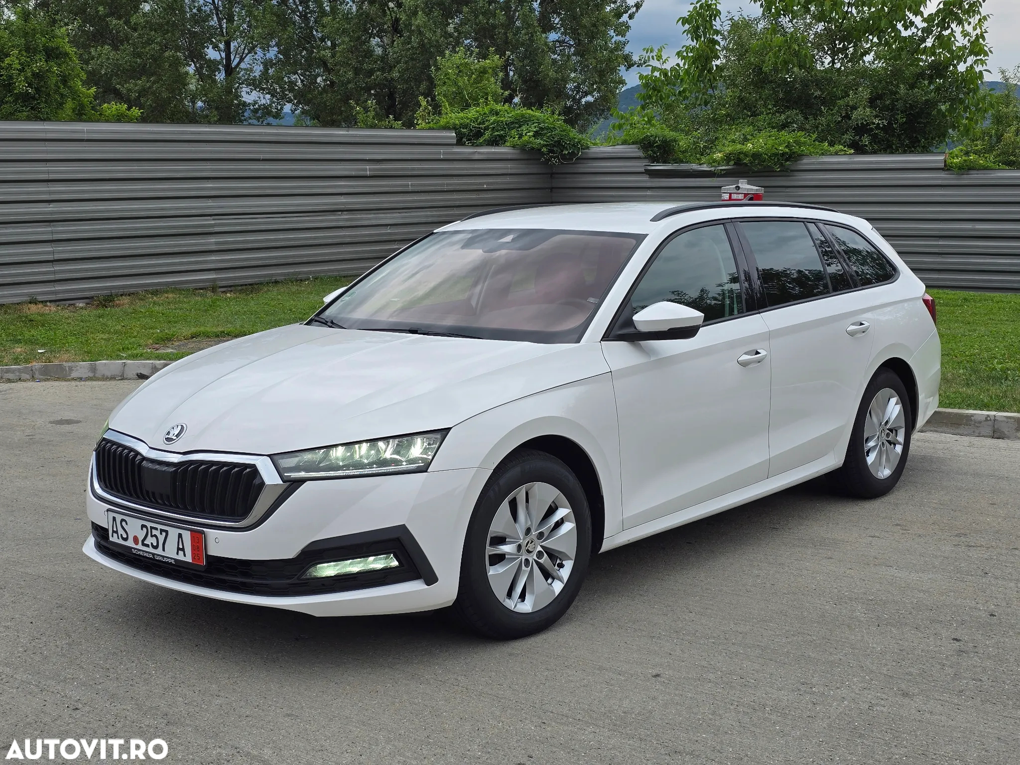 Skoda Octavia 2.0 TDI DSG Style - 11