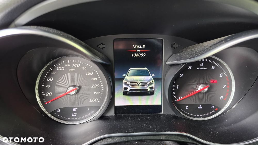 Mercedes-Benz GLC 300 4-Matic - 18