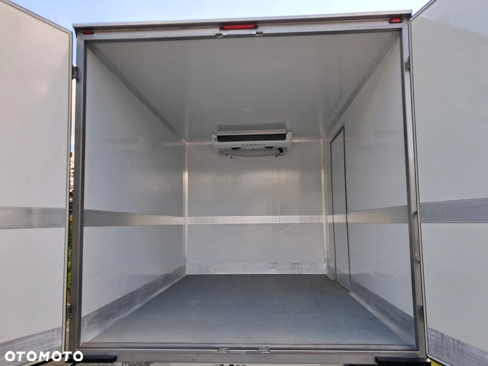 Renault Master Chłodnia ZANOTTI Salon Polska - 29