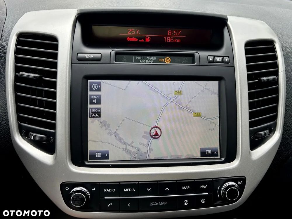 Kia Venga - 8