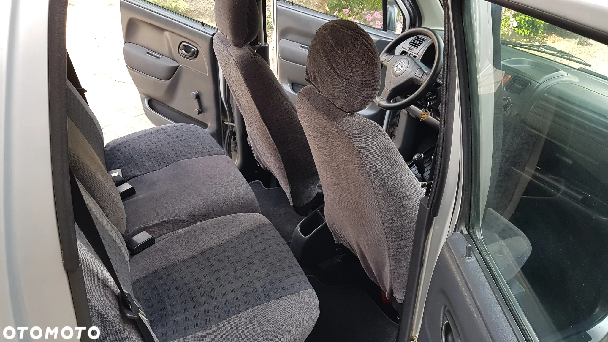 Opel Agila 1.2 Colour Edition - 9
