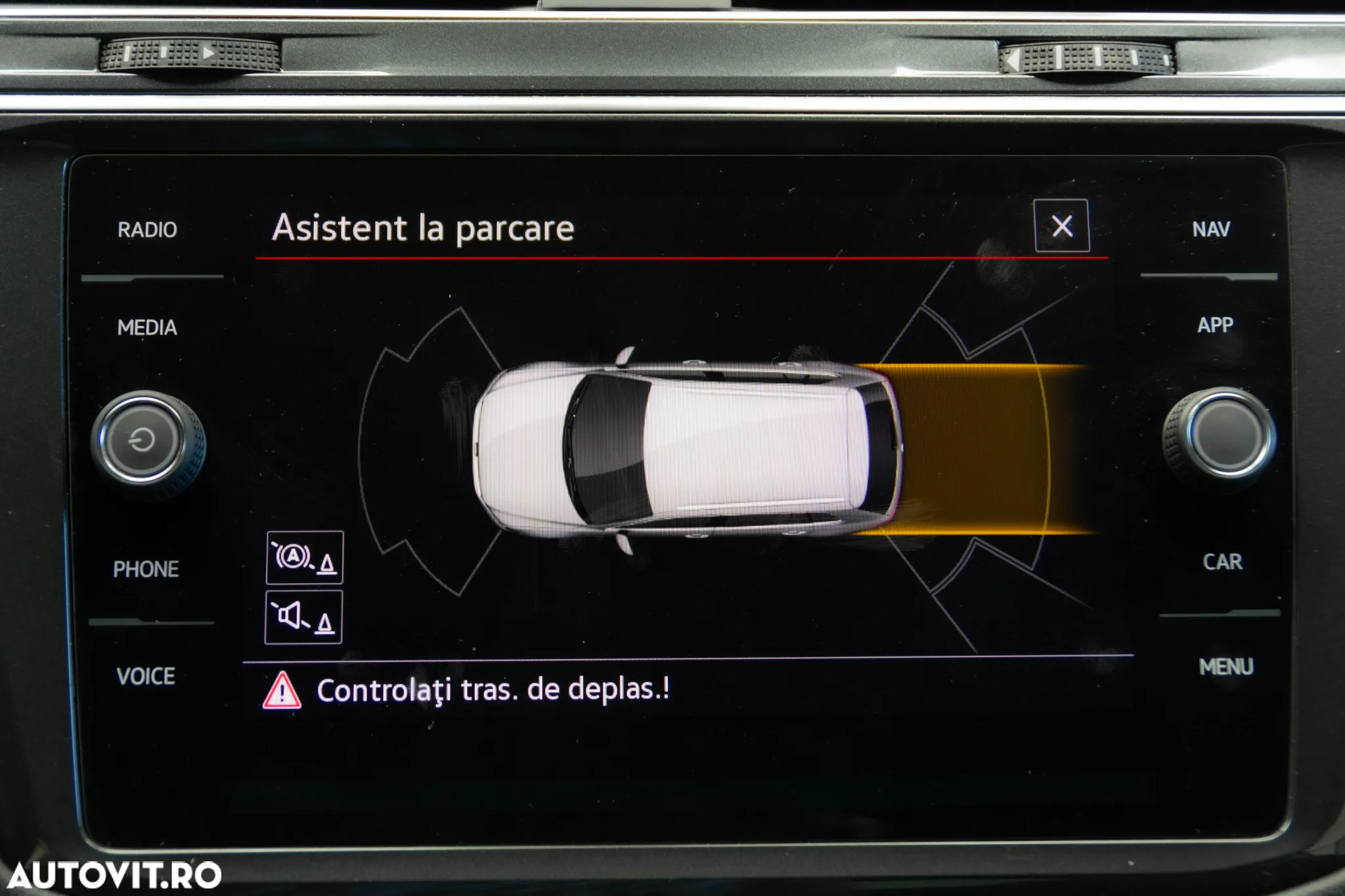 Volkswagen Tiguan 2.0 TDI SCR DSG 4Motion R-Line - 23