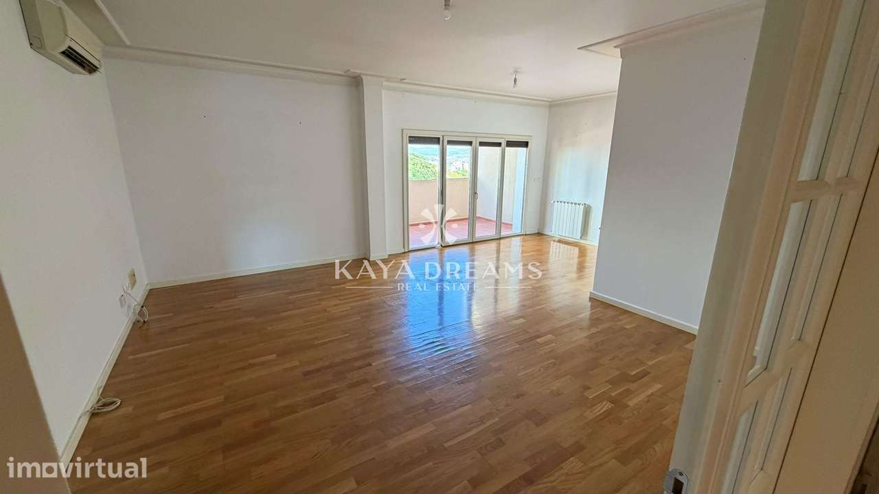 Apartamento T3 para Arrendamento na Quinta do Almirante em Santo An... - Grande imagem: 4/24
