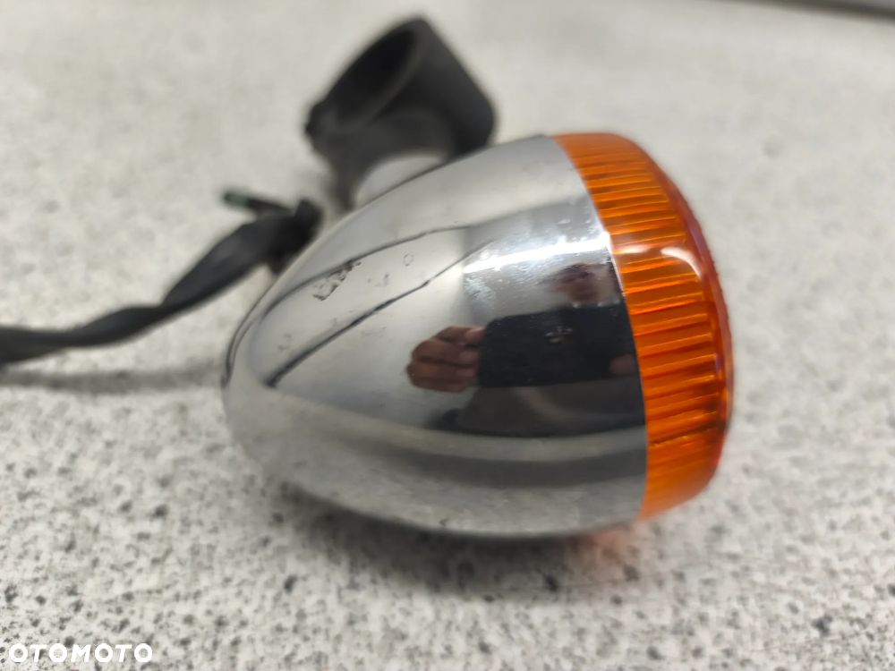 Kierunkowskaz prawy przód Honda VT700 VT 700 VT 1100 VT1100 Shadow 700 1100 - 4