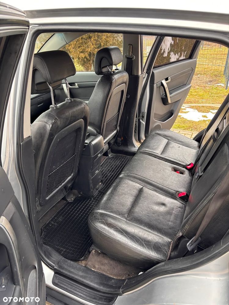 Chevrolet Captiva 2.4 LS 5os - 9