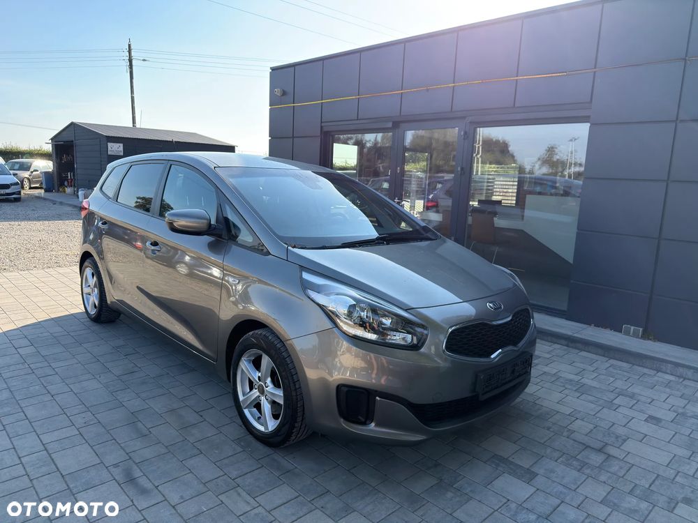 Kia Carens