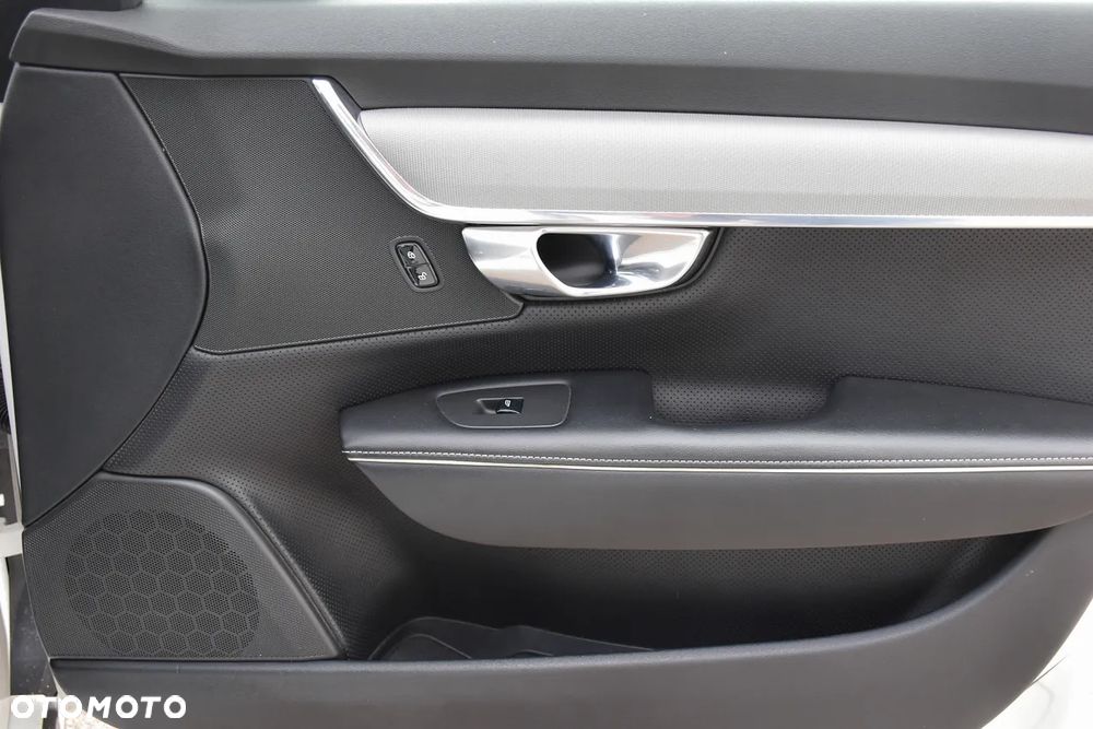 Volvo V90 D4 Geartronic R Design - 25