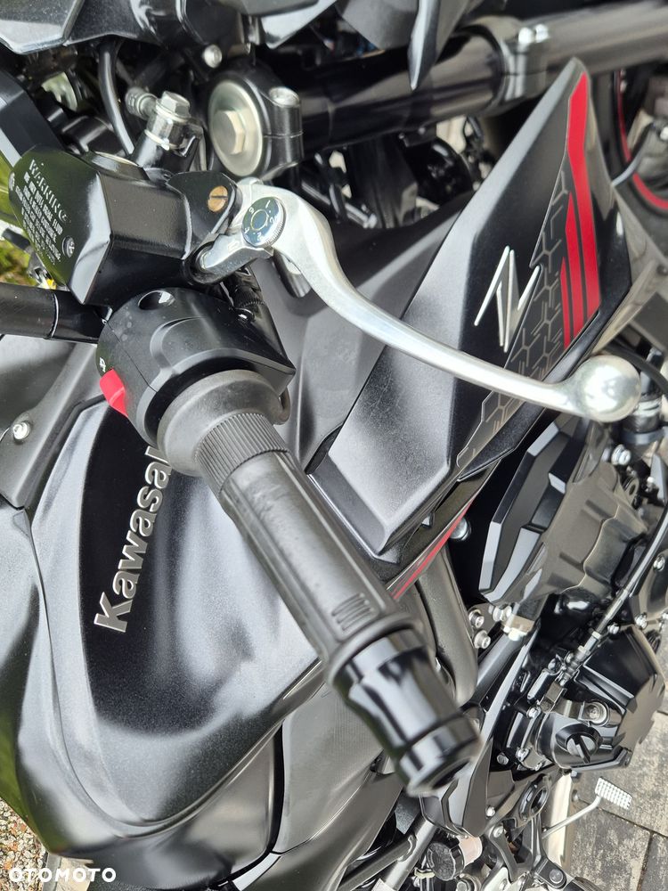 Kawasaki Z 900 - 24