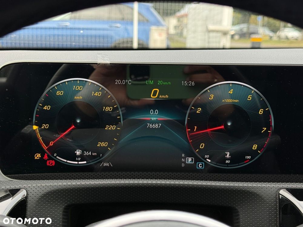 Mercedes-Benz CLA 200 7G-DCT - 29