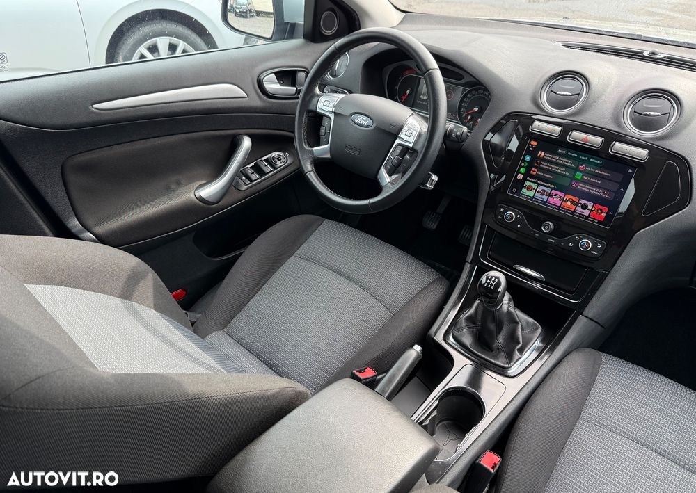 Ford Mondeo 1.8 TDCi Trend - 26