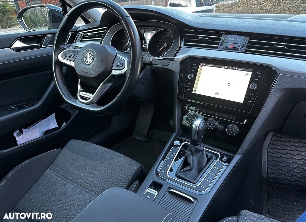 Volkswagen Passat 2.0 TDI DSG R Executive - 9