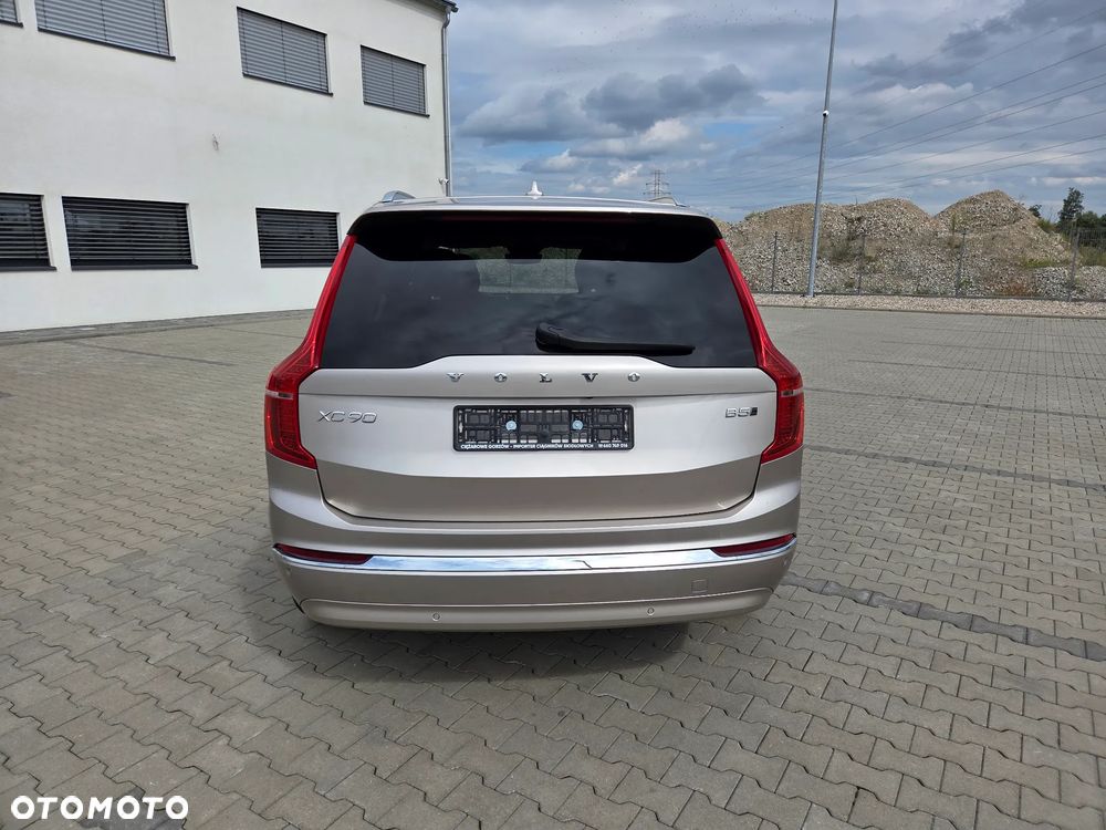 Volvo XC 90 B5 D AWD Plus Bright - 8