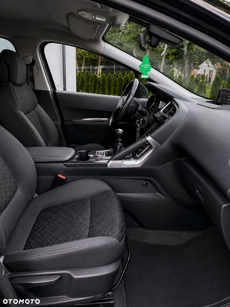Peugeot 3008 1.6 HDi Active - 12