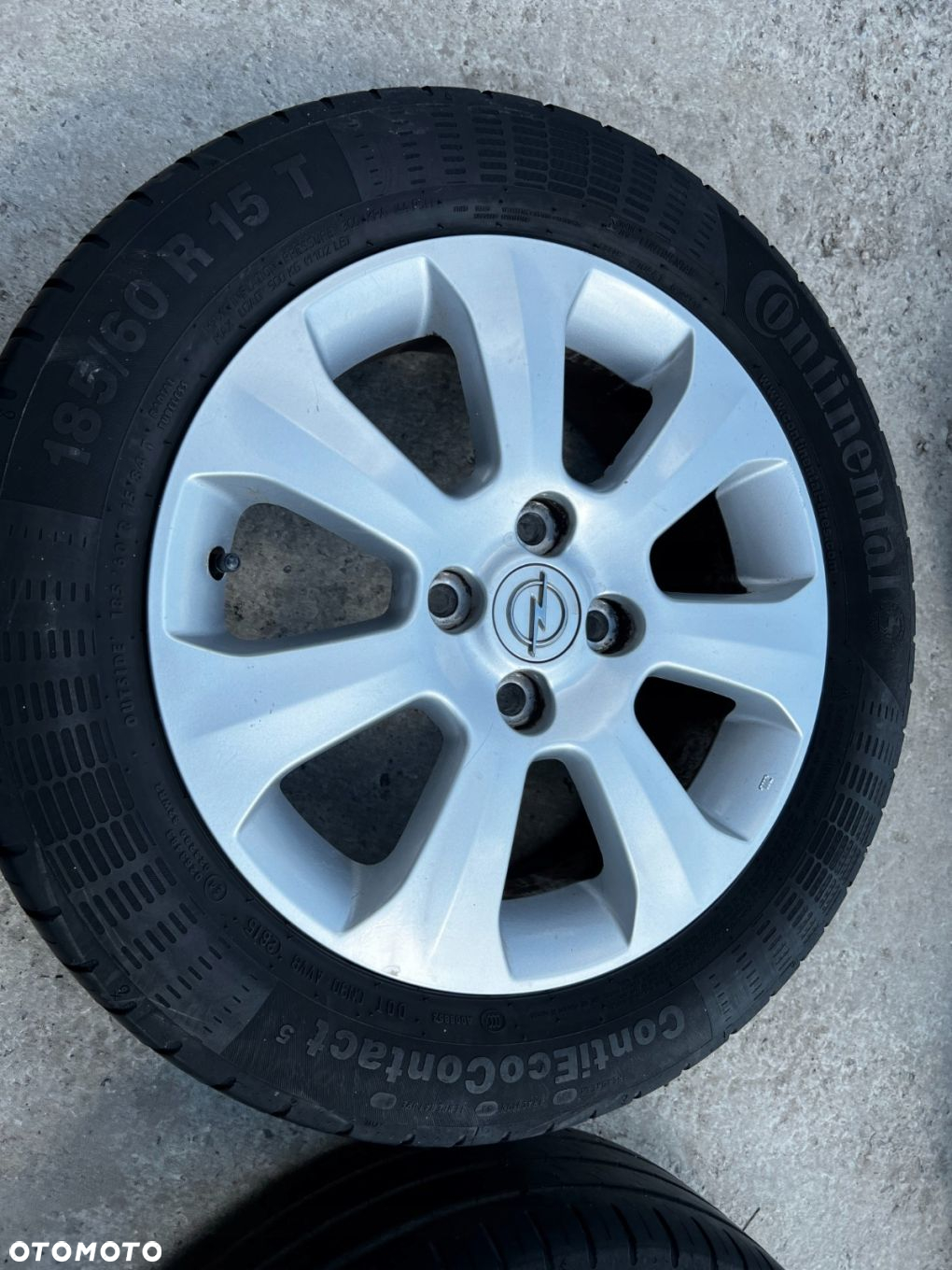 KOŁA FELGI OPONY LETNIE OPEL CORSA D E 185/60 R15 - 5