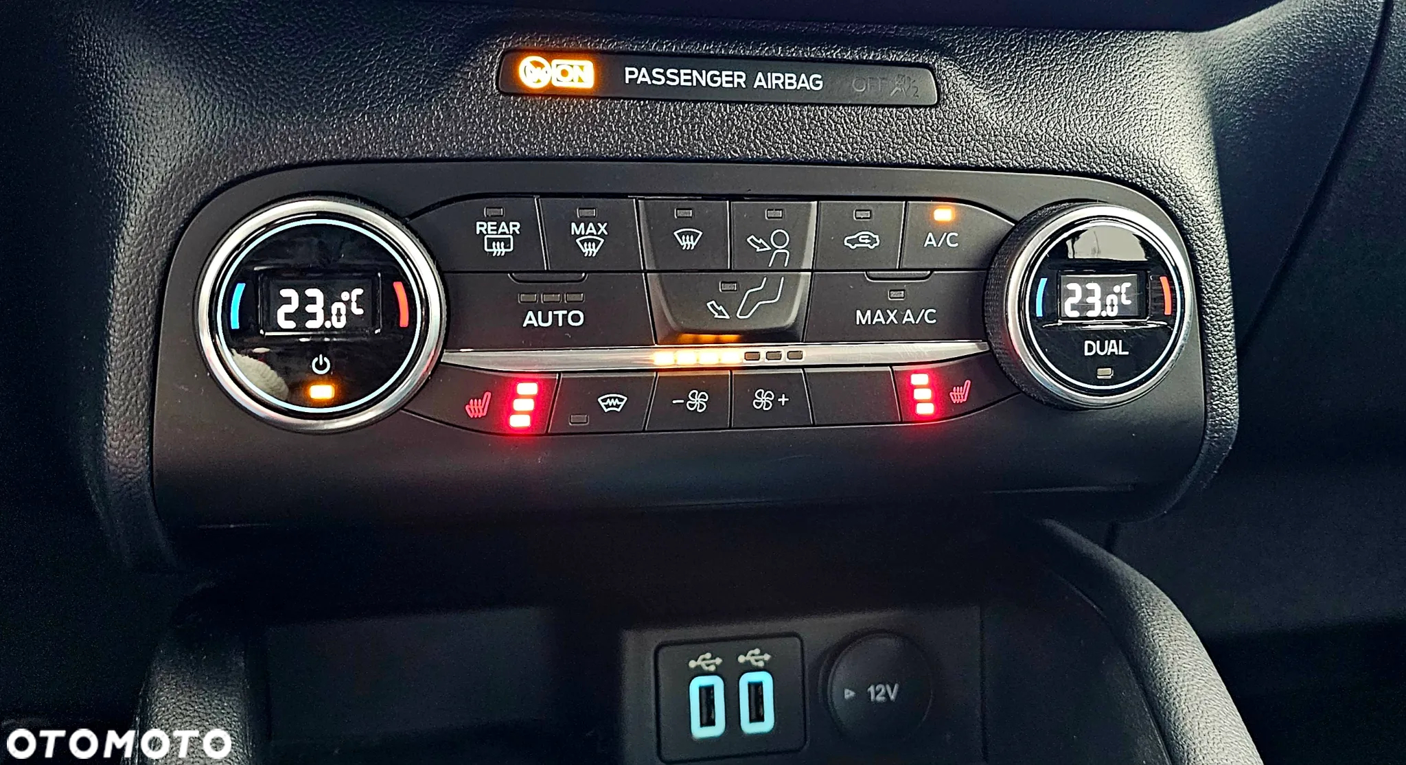 Ford Kuga 1.5 EcoBlue FWD Titanium X - 11