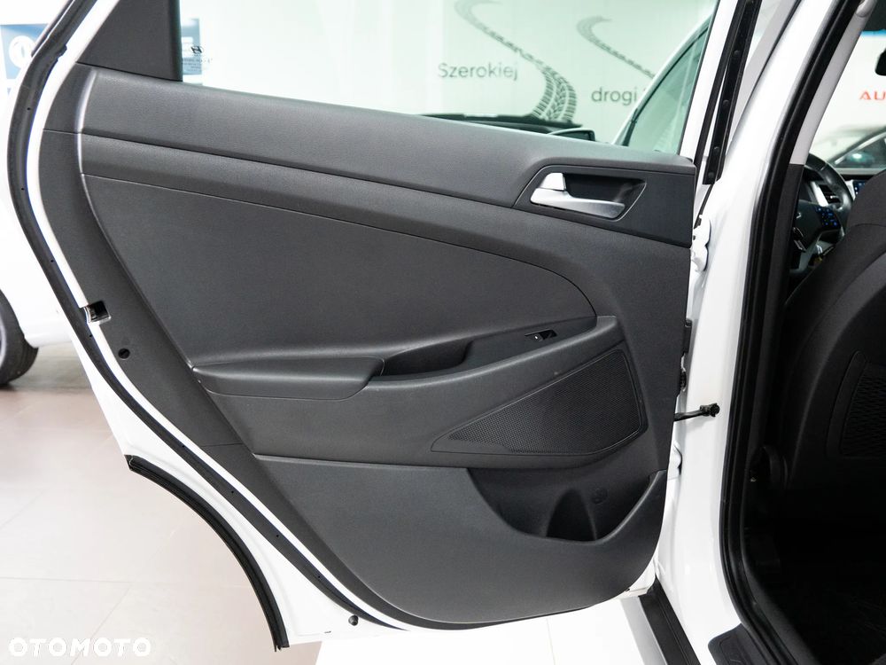 Hyundai Tucson 1.6 GDI BlueDrive Comfort 2WD - 35