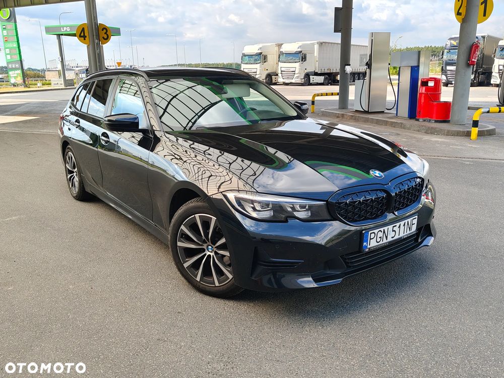 BMW Seria 3 318d Luxury Line - 1