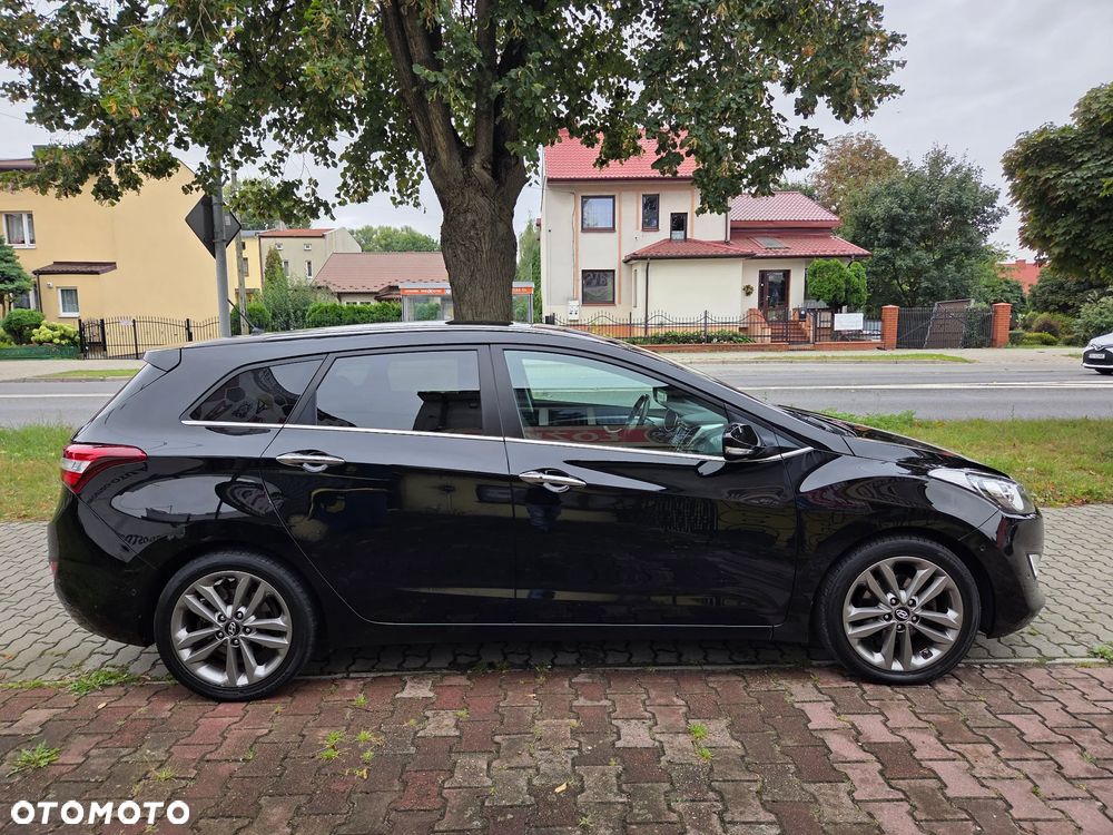 Hyundai i30 i30cw 1.6 CRDi Trend - 2