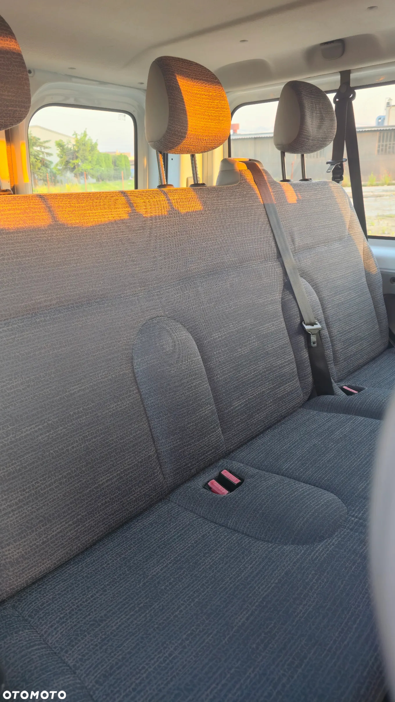 Opel Vivaro L2H1 2.9t - 10