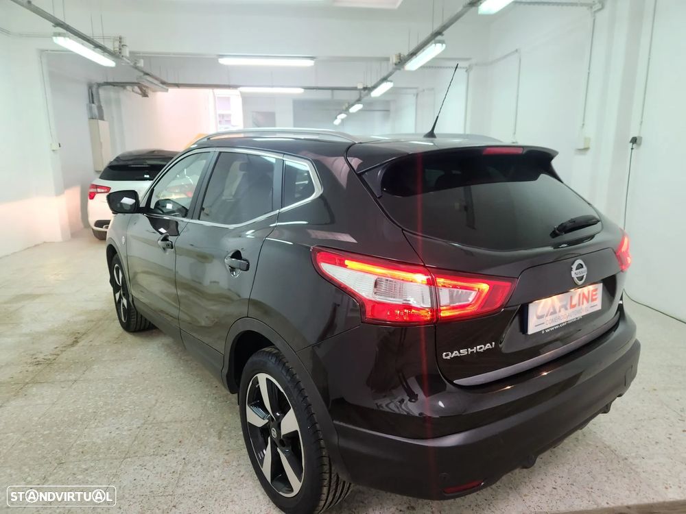 Nissan Qashqai 1.5 dCi N-Vision - 6