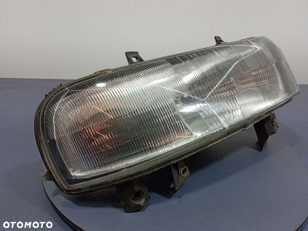 OPEL MOVANO A REFLEKTOR PRAWY PRZÓD LAMPA PRZEDNIA EU 7700352104 - 2