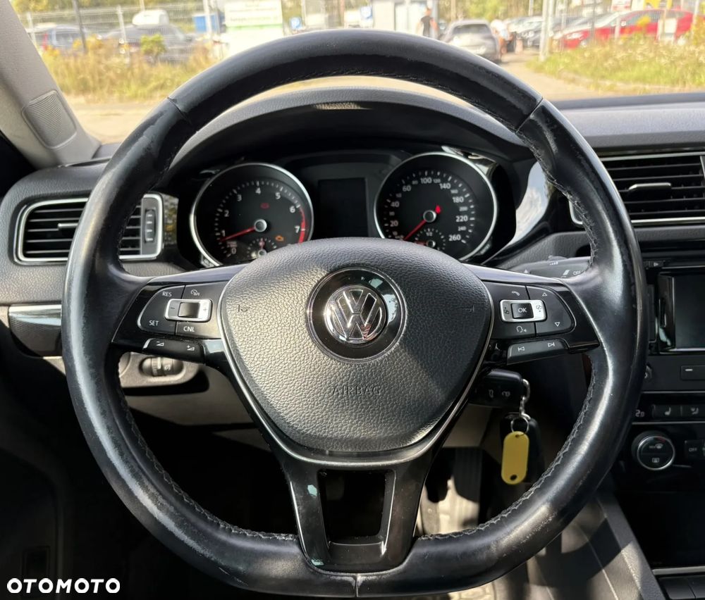 Volkswagen Jetta 1.4 TSI BMT Highline - 13