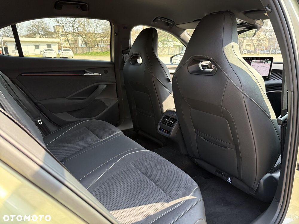 Skoda Superb 2.0 TSI Sportline DSG - 20