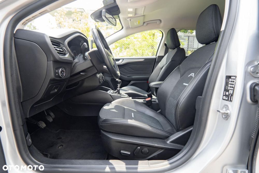 Ford Focus 1.5 EcoBlue Active Business - 14