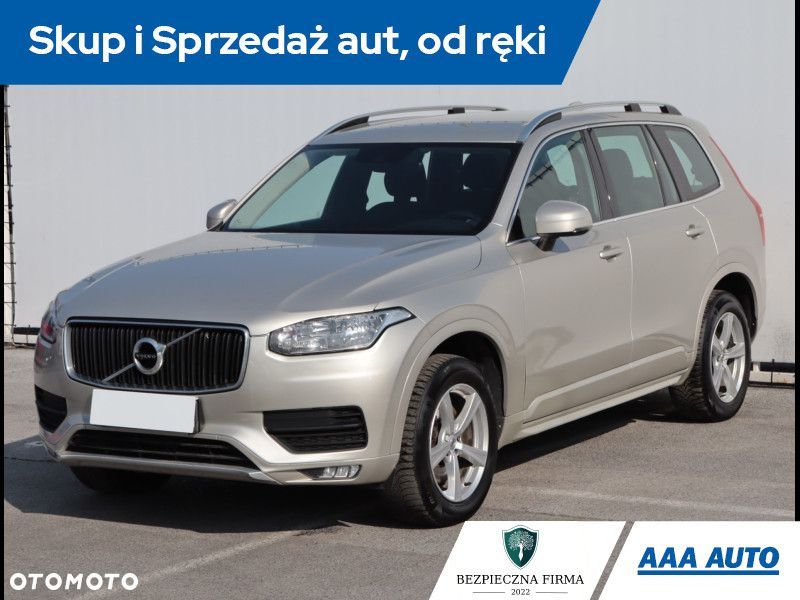 Volvo XC 90 - 3
