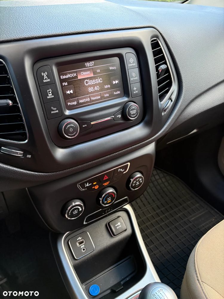 Jeep Compass 1.4 TMair Longitude FWD S&S - 9
