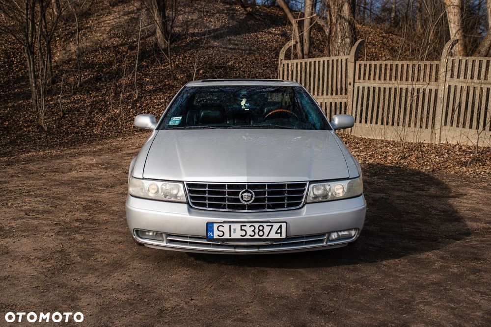 Cadillac STS - 5