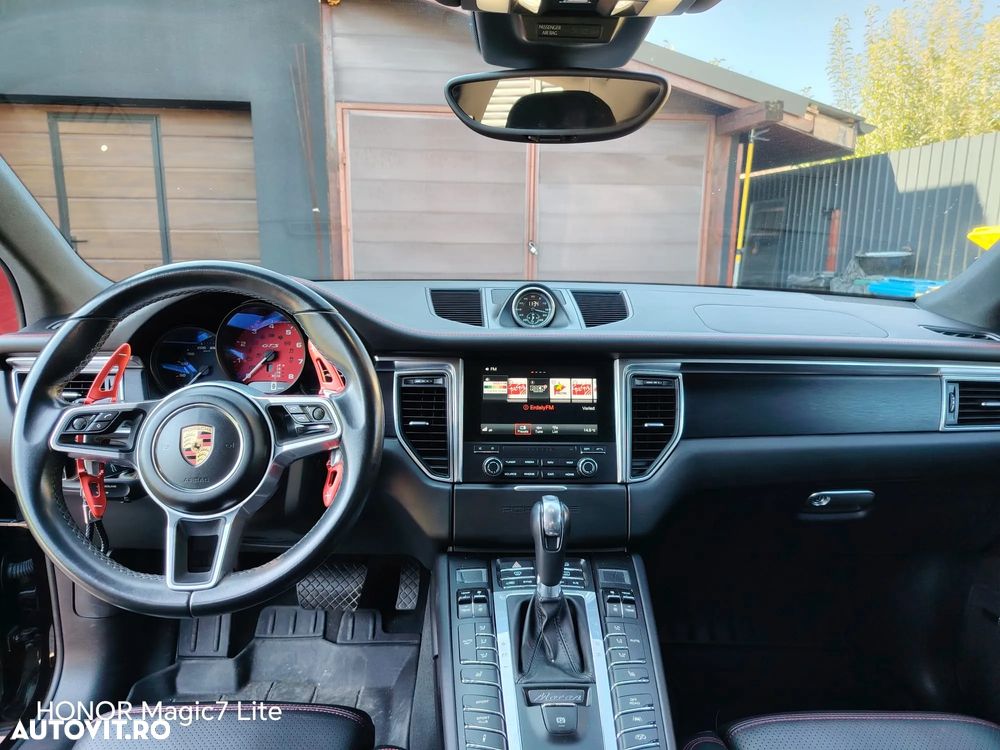 Porsche Macan - 8