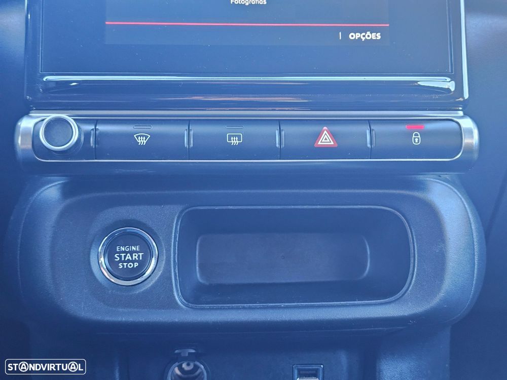 Citroën C3 1.2 PureTech Shine - 27