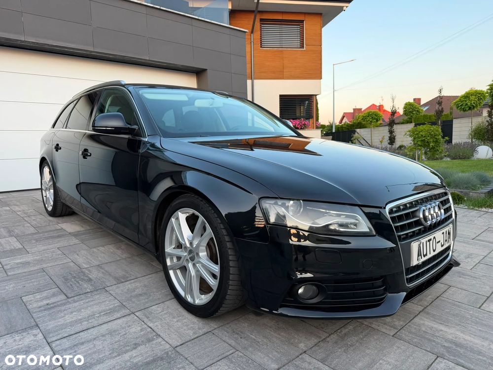 Audi A4 Avant - 29