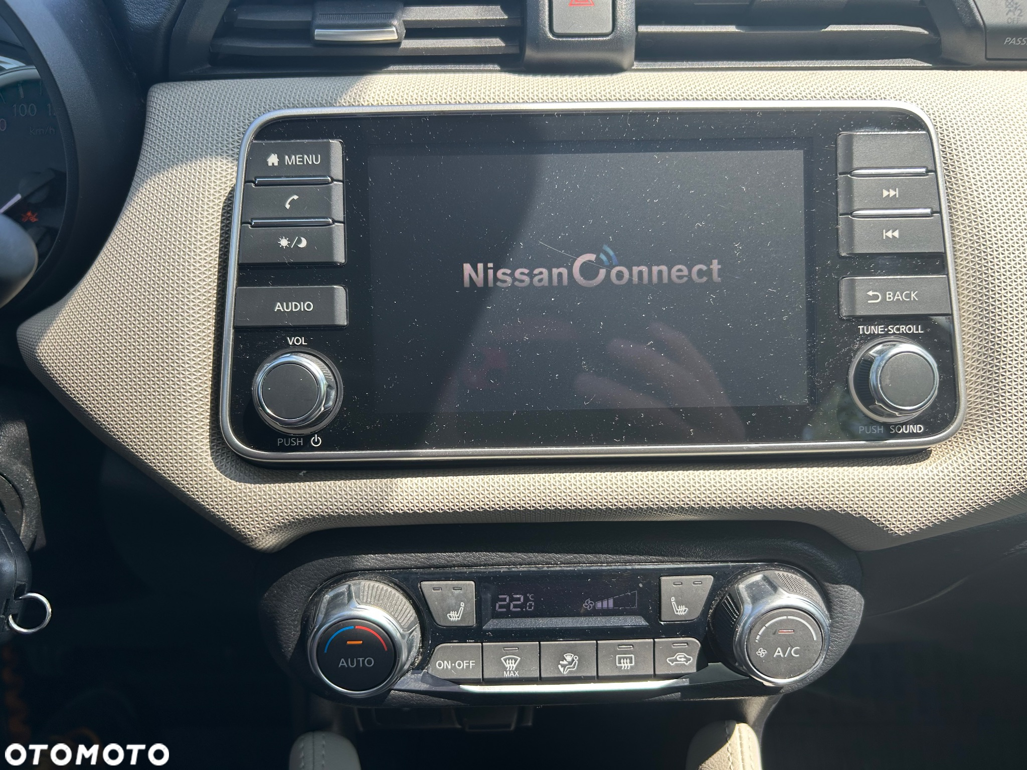 Nissan Micra 1.0 IG-T Tekna - 20