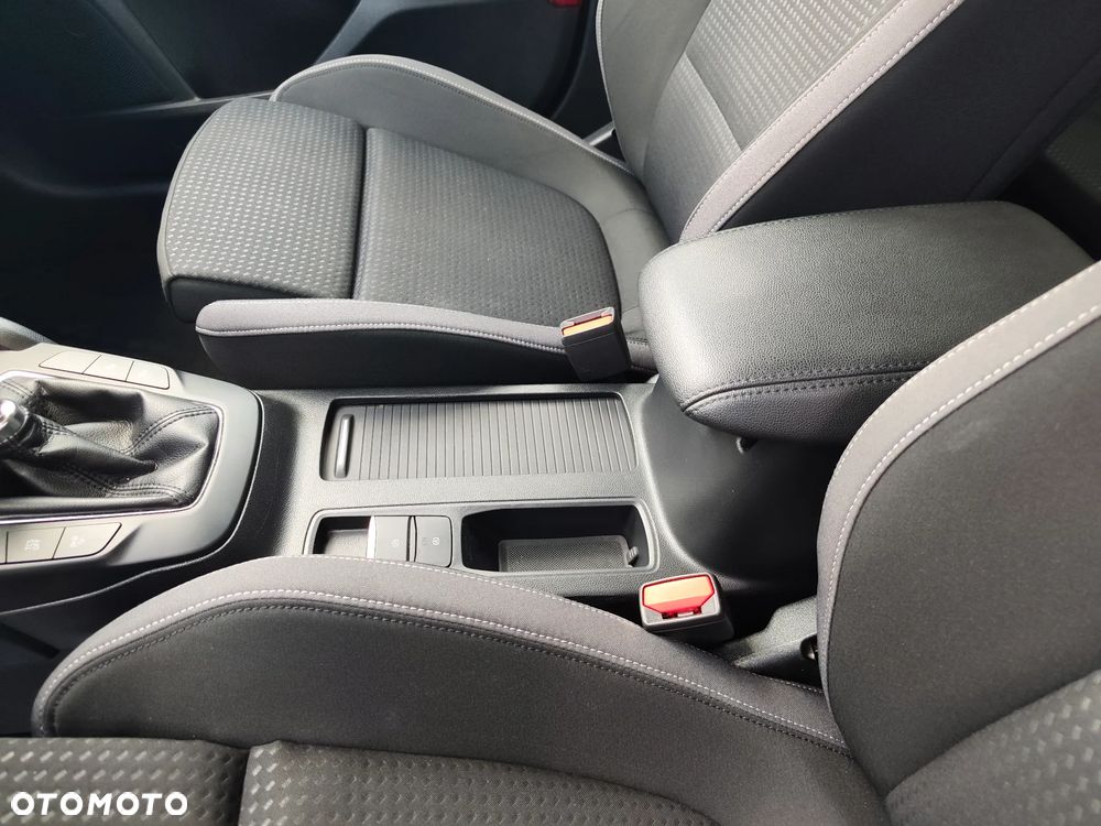 Ford Focus - 21