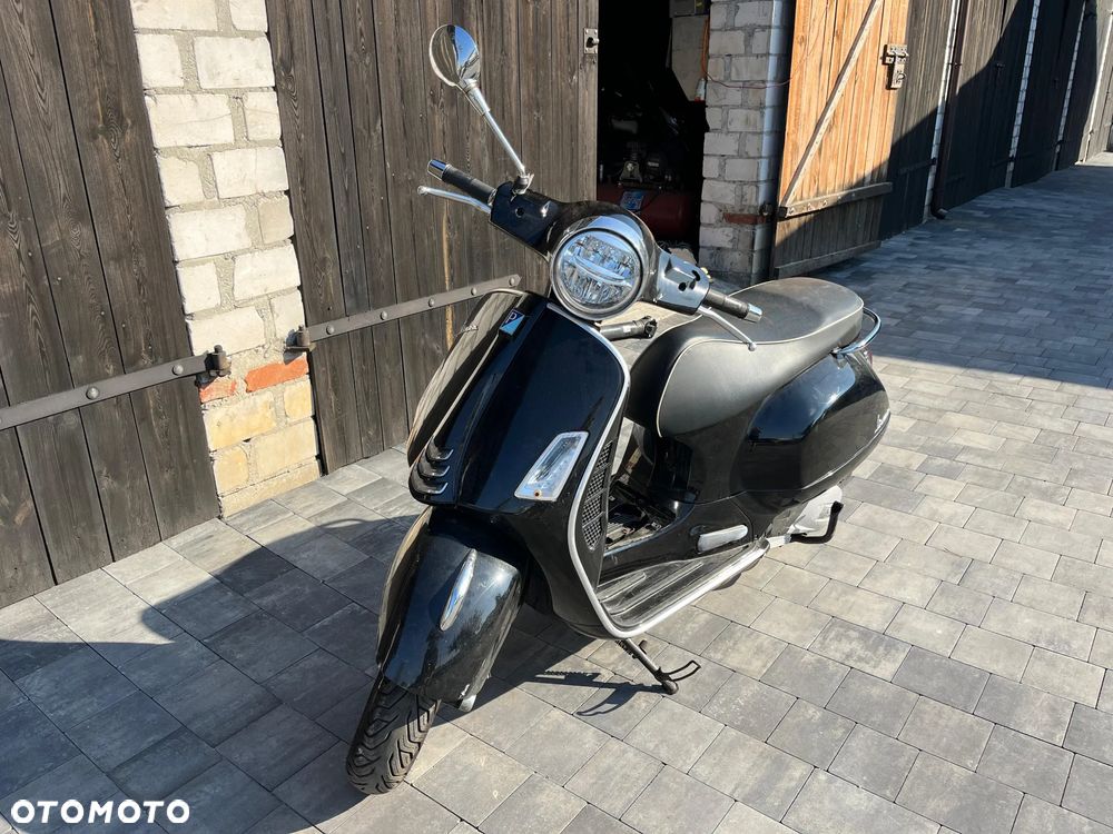 Vespa GTS - 2