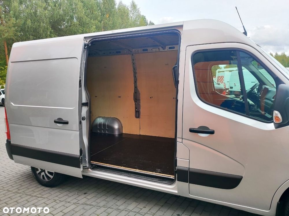 Nissan NV400 - 31