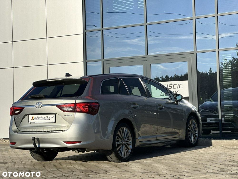 Toyota Avensis 1.8 Premium - 7