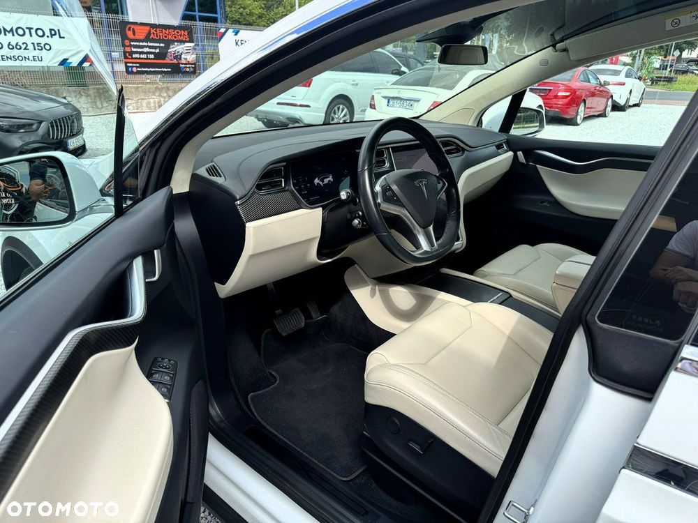 Tesla Model X Long Range Plus - 13