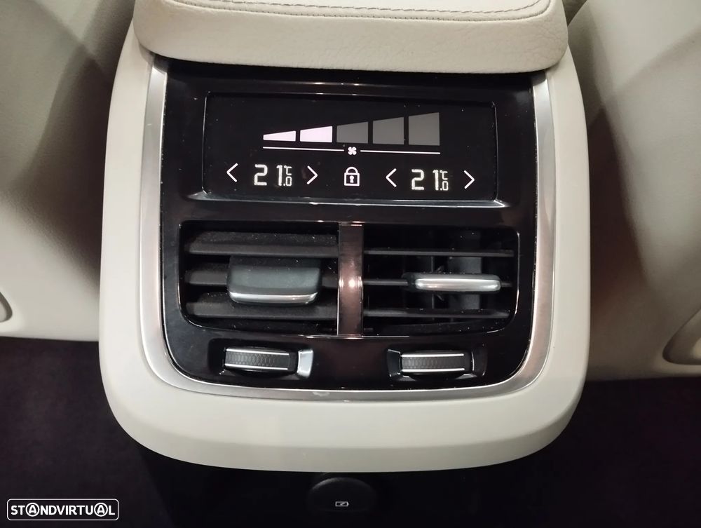 Volvo XC 90 2.0 T8 PHEV Inscription AWD - 17
