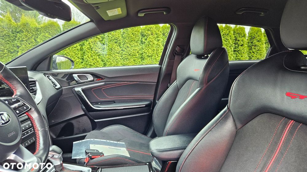 Kia ProCeed 1.6 T-GDI DCT7 OPF GT - 17