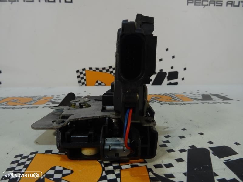 Fecho Da Porta Frente Direita Audi A4 (8E2, B6)  4B2837016g / 4B2 837 - 2