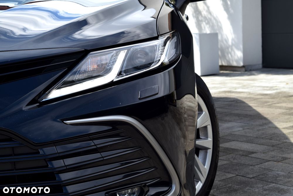 Toyota Camry 2.5 Hybrid Comfort CVT - 36