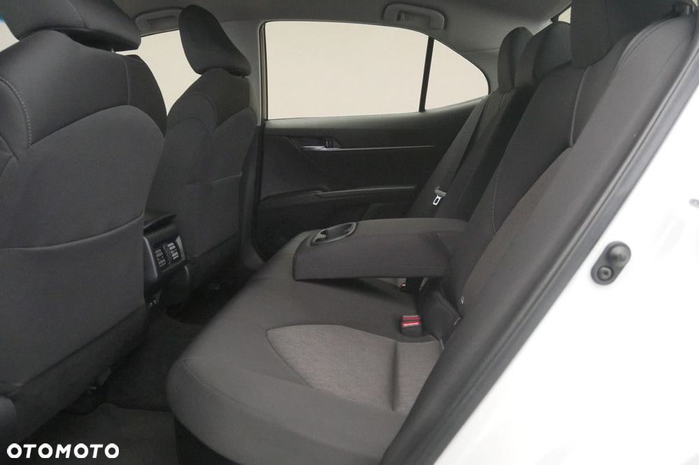 Toyota Camry 2.5 Hybrid Comfort CVT - 15