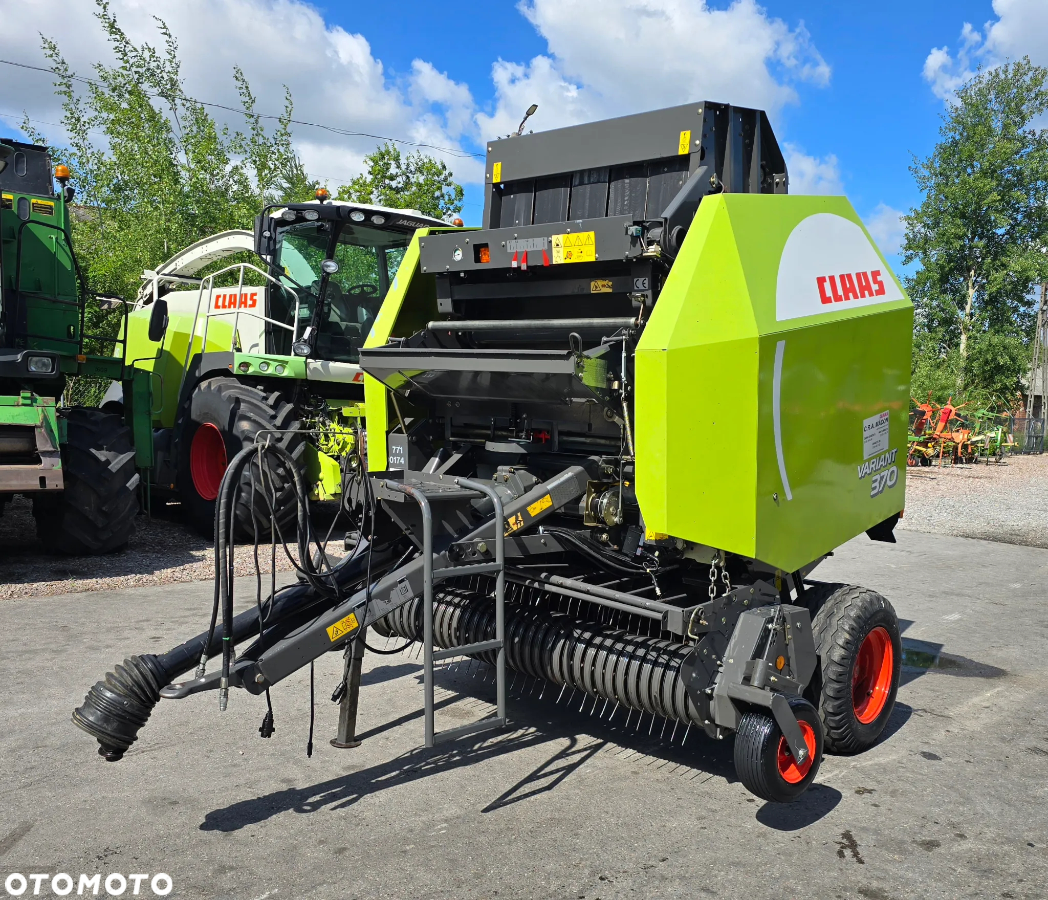 Claas Variant 370 - 3