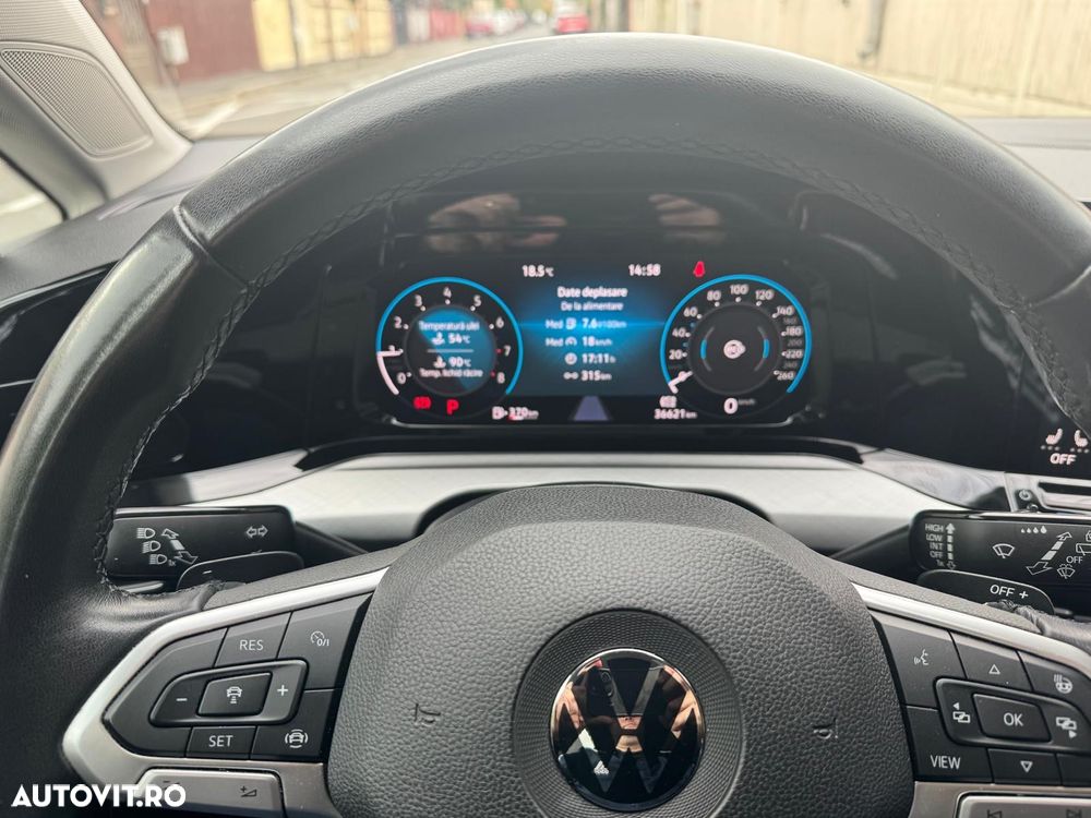 Volkswagen Golf 1.0 eTSI DSG MHEV Life - 13