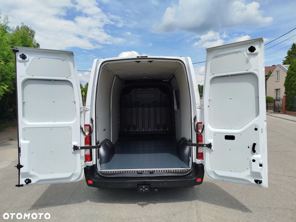 Renault Master L2H2 ŚREDNIAK 2.3DCI - 25